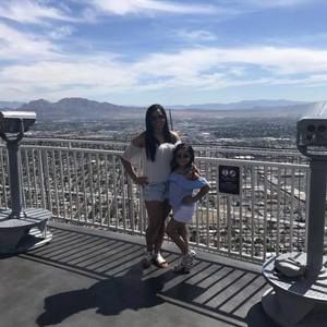 Meet your Posher, Stephanie